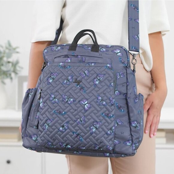 Handbags - Lug Sonata Overnight Weekender Carry-all Tote NWT